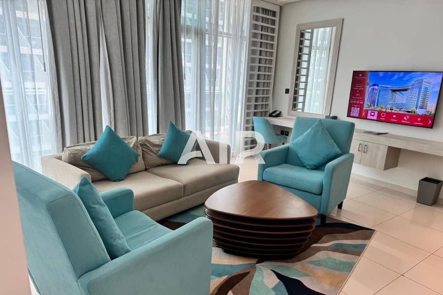 Large Studio | Skyline Sea View | Fully Furnished