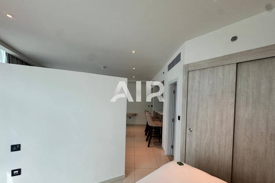 Large Studio | Skyline Sea View | Fully Furnished - Image 8