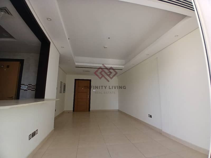 Higher Floor - Semi Closed Kitchen - Flexible Payment