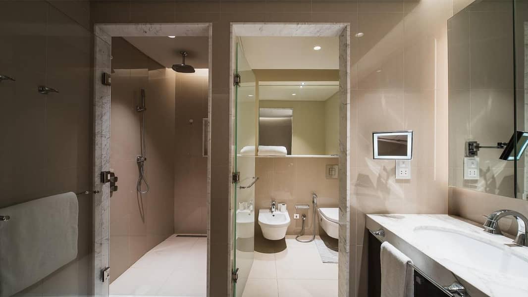 Luxury 2BR | Full Burj Khalifa & Fountain View | Fontaine Views - Image 6