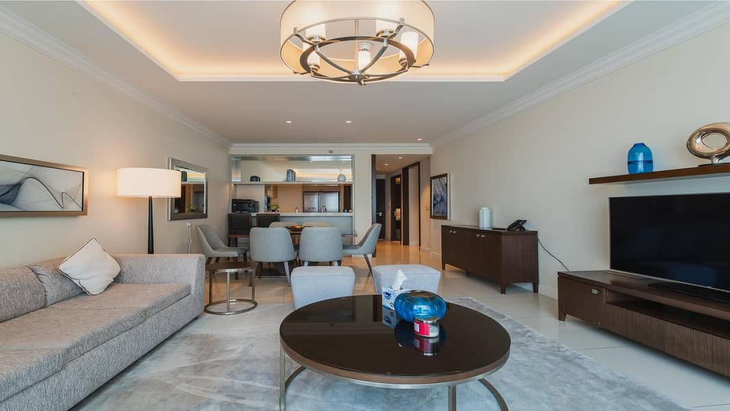 Luxury 2BR | Full Burj Khalifa & Fountain View | Fontaine Views - Image 10