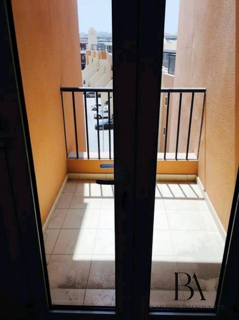 *Distressed Deal* Bright 1-Bedroom Apartment in Summer 2 - Image 6