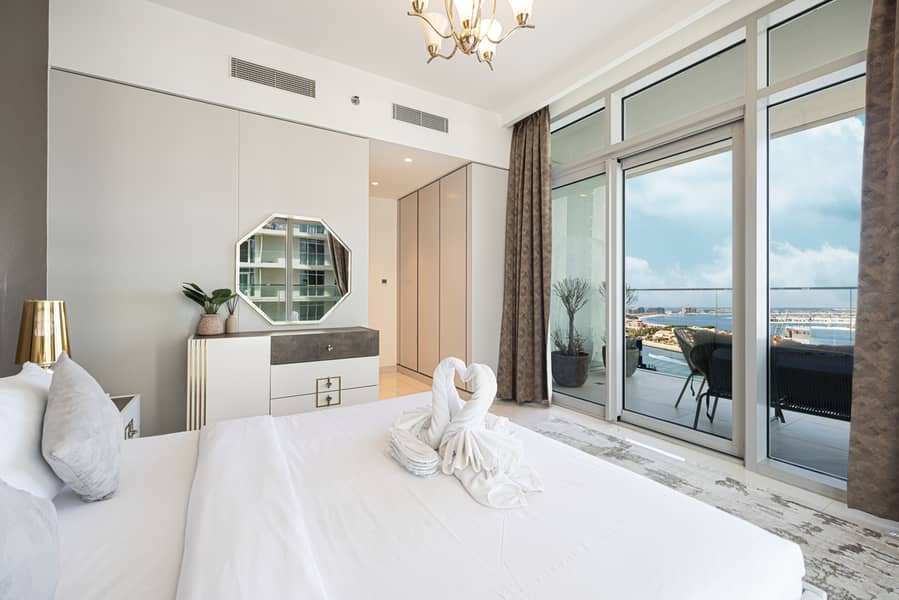 PALM AND MARINA VIEW | MONTHLY RENTAL | SUNRISE BAY - Image 28