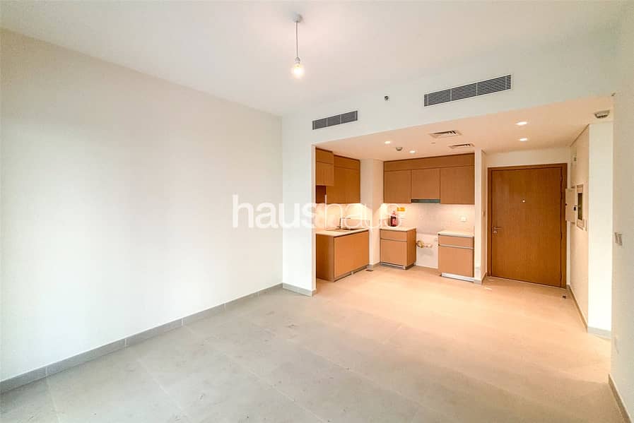 Vacant | Brand New | Private Beach Access