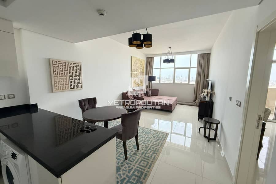 Fully Furnish | Upgraded | Ready to Move-In