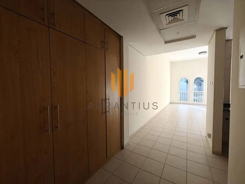 Spacious|Community and Garden View|Near Metro