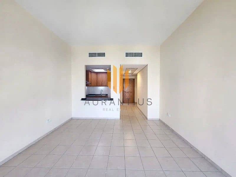 Spacious|Community and Garden View|Near Metro