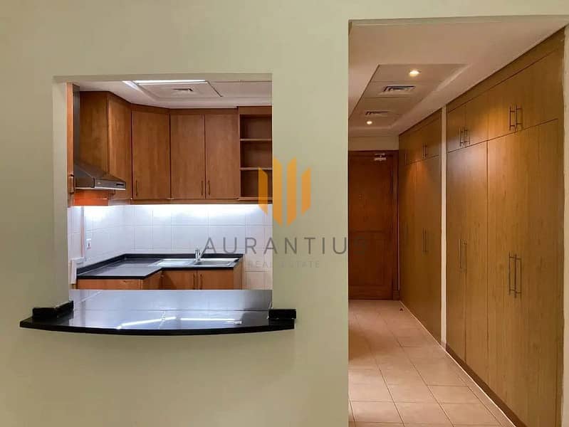 Spacious|Community and Garden View|Near Metro - Image 6