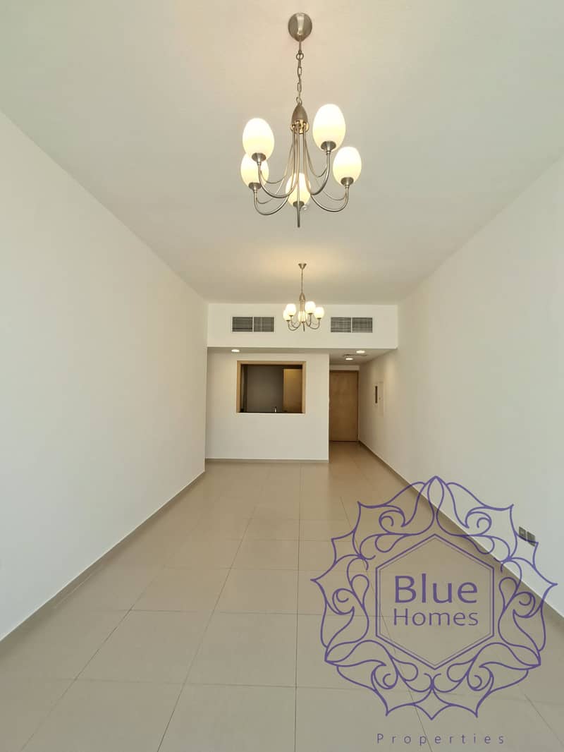 Spacious Luxury 3bhk apartment | Maid room | Store room