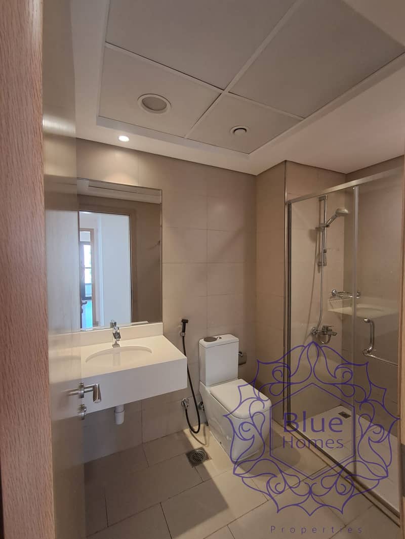 Spacious Luxury 3bhk apartment | Maid room | Store room - Image 7