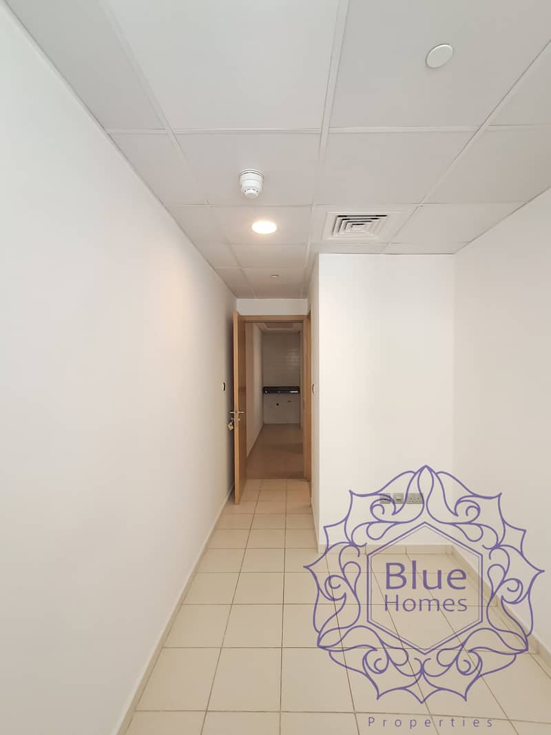 Spacious Luxury 3bhk apartment | Maid room | Store room - Image 13