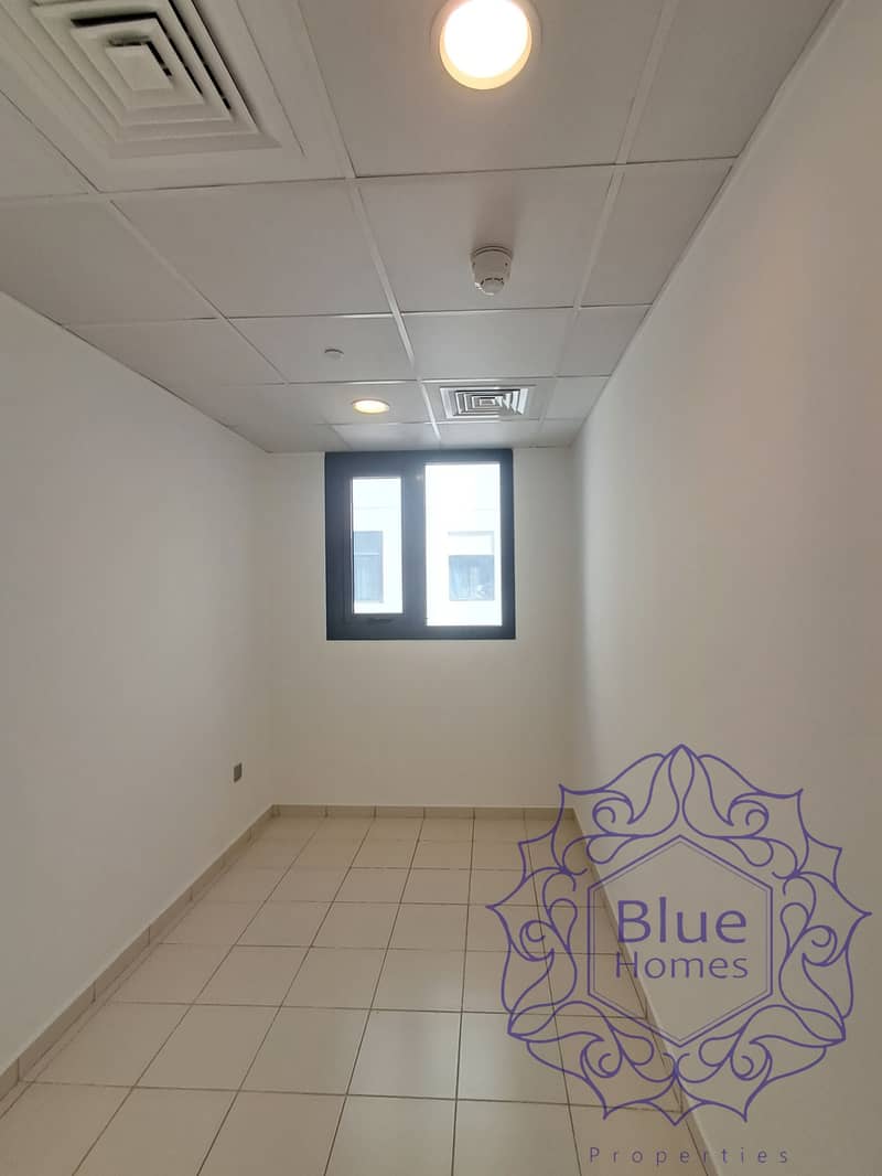 Spacious Luxury 3bhk apartment | Maid room | Store room - Image 14