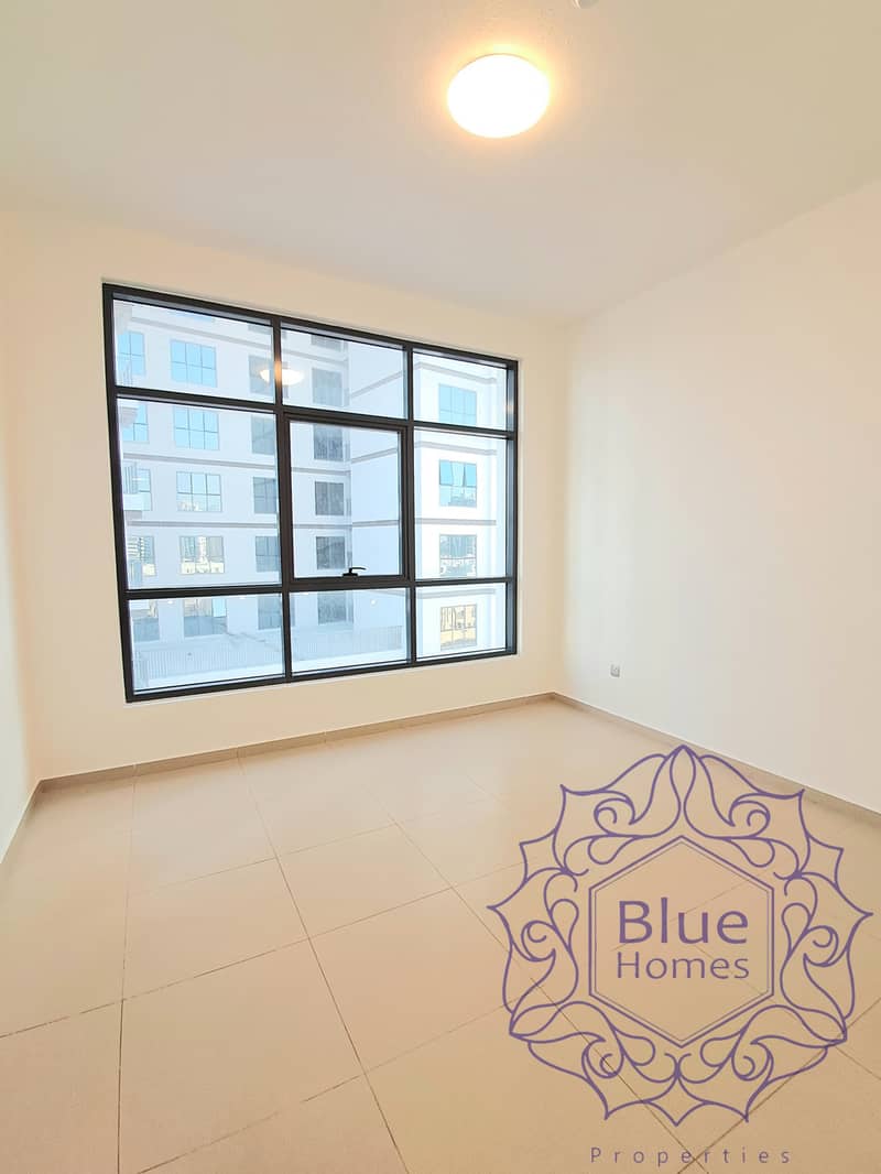 Spacious Luxury 3bhk apartment | Maid room | Store room