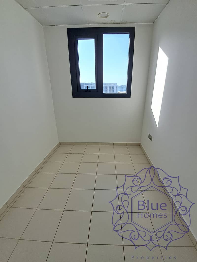 Spacious Luxury 3bhk apartment | Maid room | Store room - Image 17