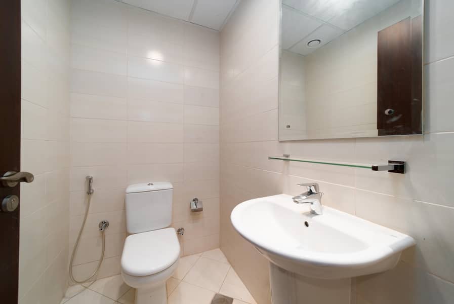 Spacious Apartment with Zero Commission - Image 7