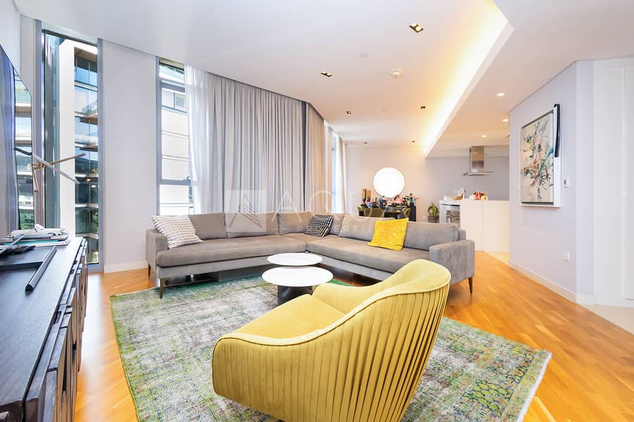 EXCLUSIVE l 2 Beds l Italian Furniture