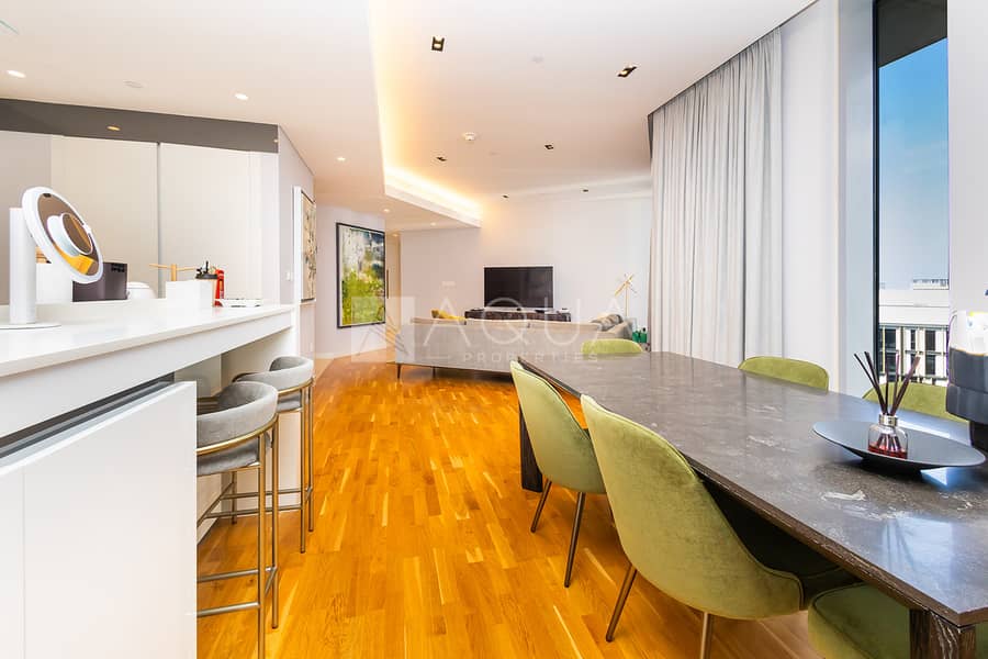 EXCLUSIVE l 2 Beds l Italian Furniture