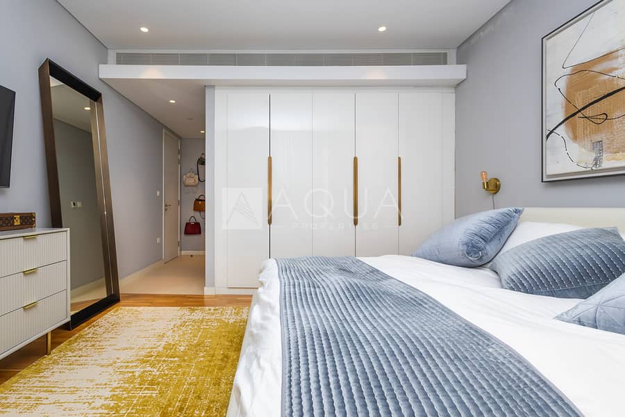 EXCLUSIVE l 2 Beds l Italian Furniture - Image 14