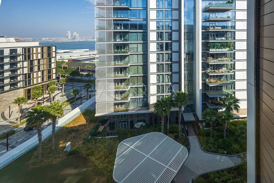 EXCLUSIVE l 2 Beds l Italian Furniture - Image 25