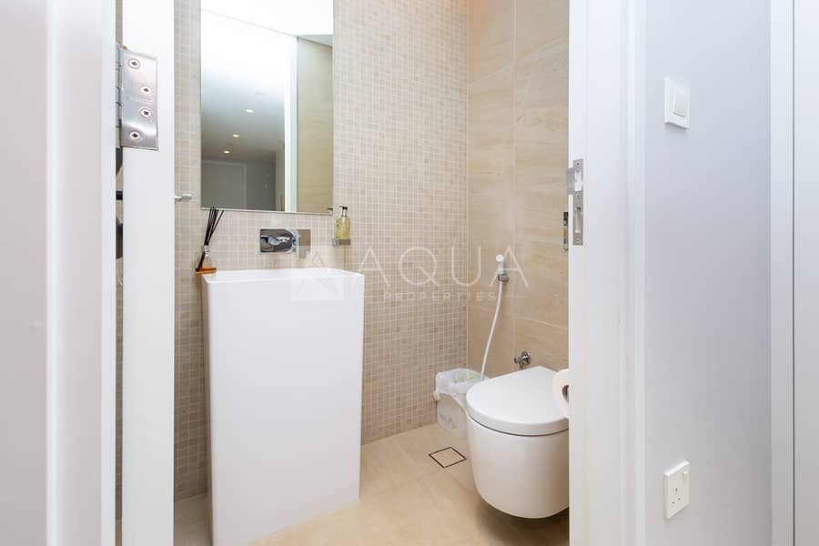 EXCLUSIVE l 2 Beds l Italian Furniture - Image 29