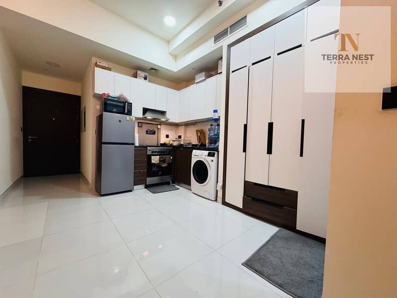 ELEGANT STUDIO | BIG LAYOUT | BRIGHT AND SPACIOUS