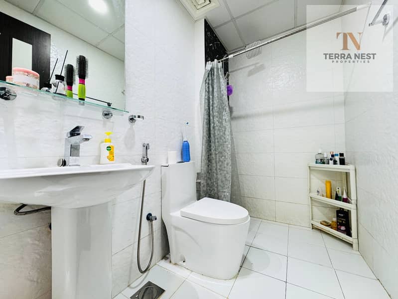 ELEGANT STUDIO | BIG LAYOUT | BRIGHT AND SPACIOUS - Image 6