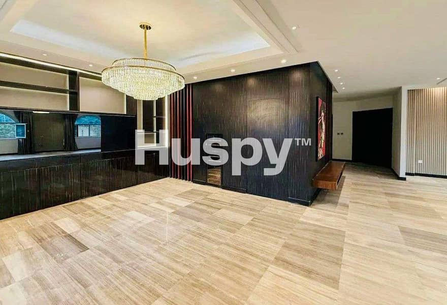 Upgraded | Vacant | 5BR Villa with Pool