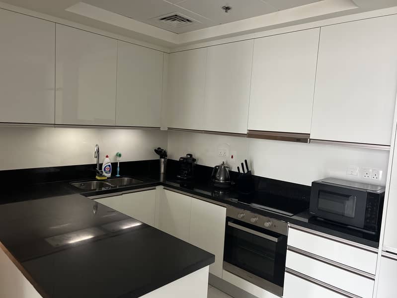 Fully Furnished 2 Bed | Pool View | Meera Tower - Image 12