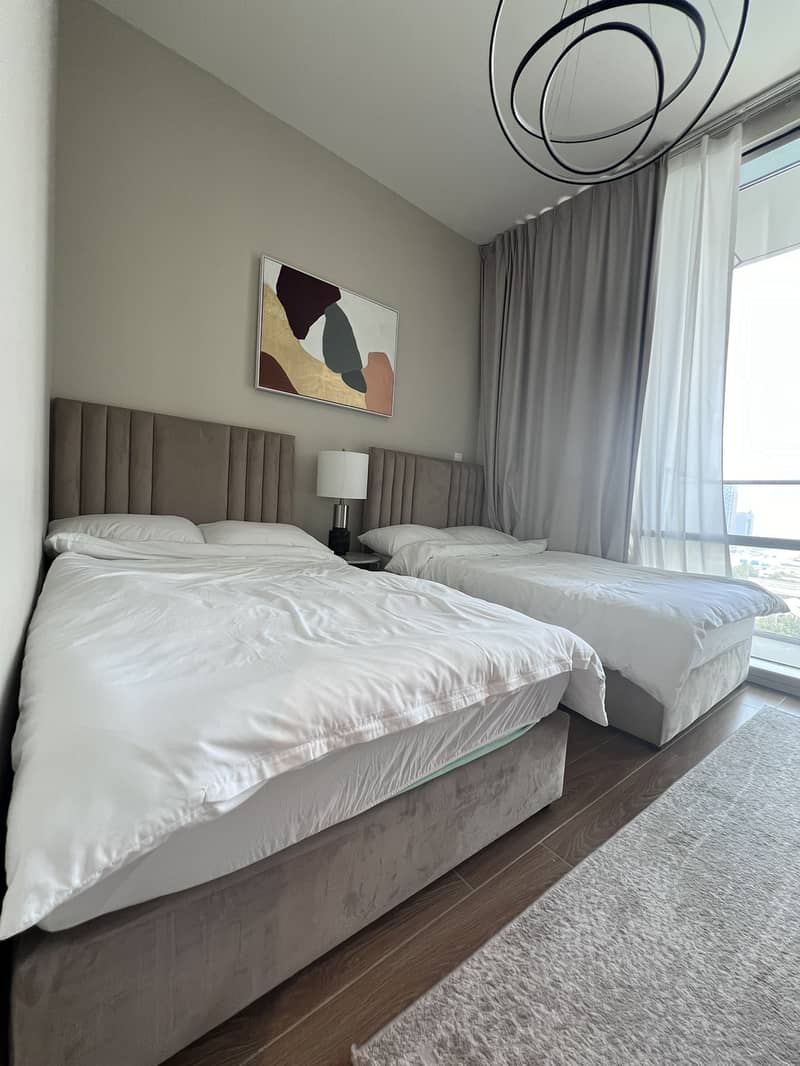 Fully Furnished 2 Bed | Pool View | Meera Tower - Image 16