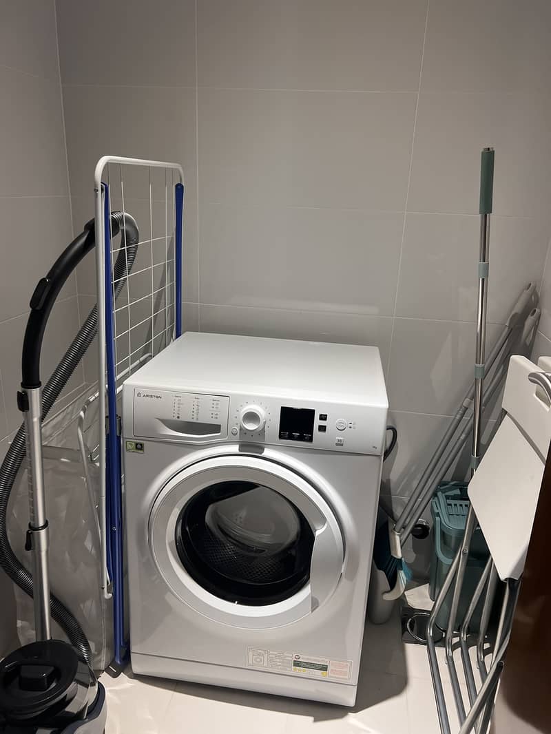 Fully Furnished 2 Bed | Pool View | Meera Tower - Image 30