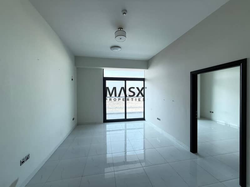 Near Metro | Family Residence | Vacant & Tenanted opt | Prime Location