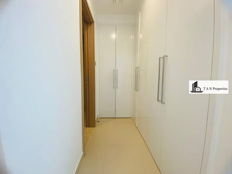 Spacious 2BR Apartment with Modern Amenities - Image 14