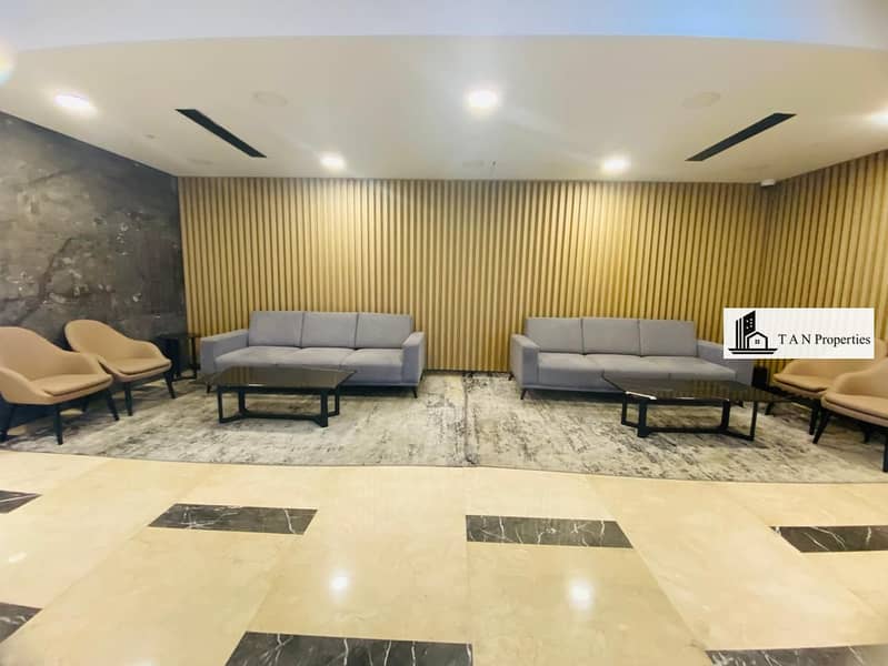 Spacious 2BR Apartment with Modern Amenities - Image 18