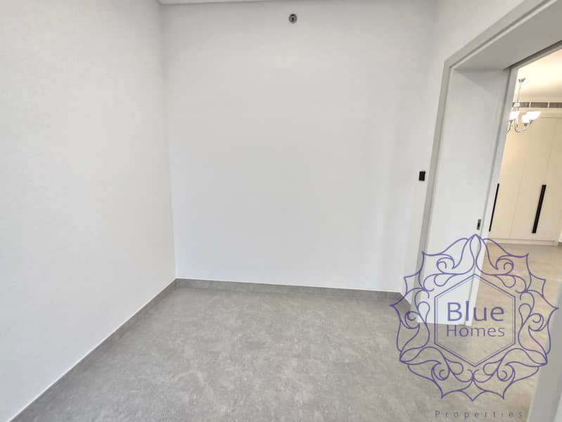 European style! Studio with study room first year 10k discount price location Dubai Healthcare City