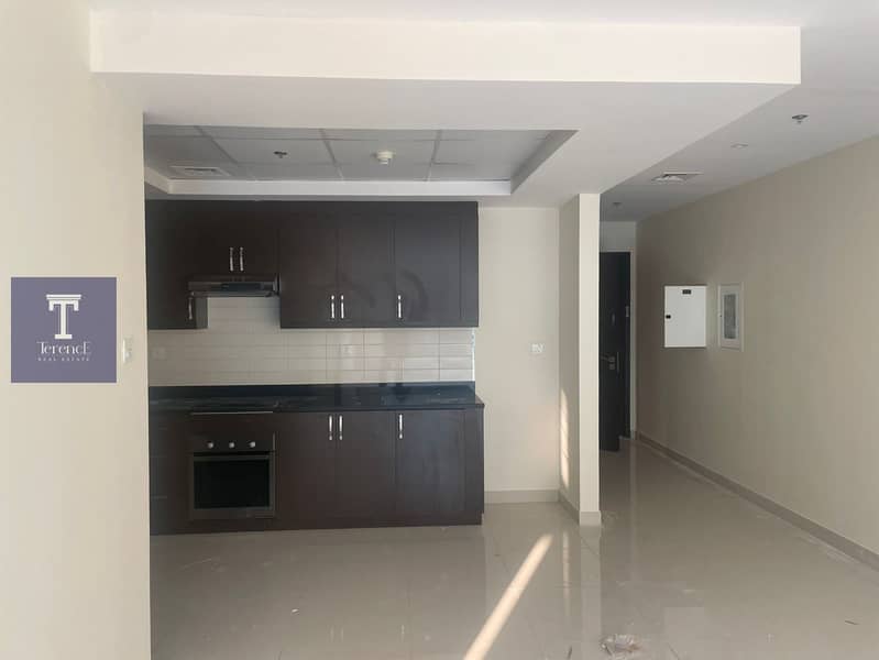 Massive One bedroom | ready to move in | Vacant - Image 8