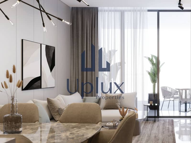 Distress Deal | Spacious Comfort | Best Price - Image 10