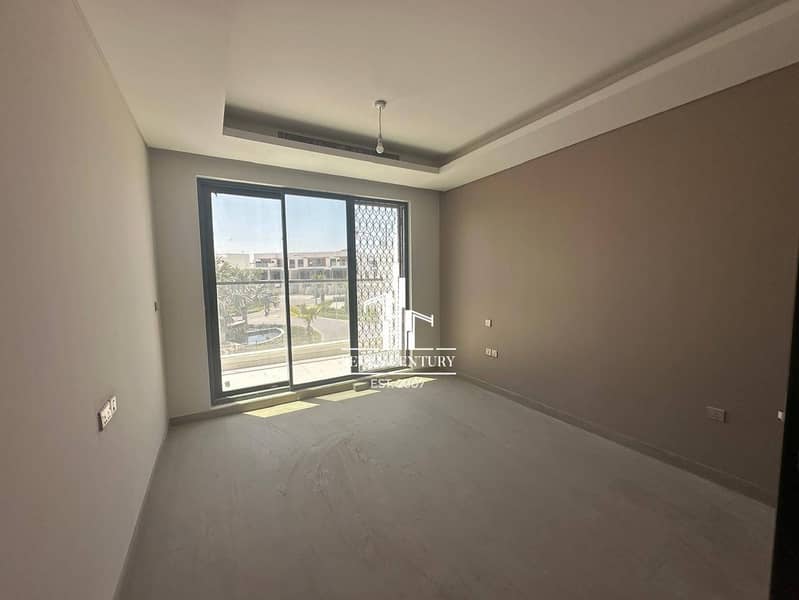 Brand New 6+Maid |Walking Distance To Golf Trump