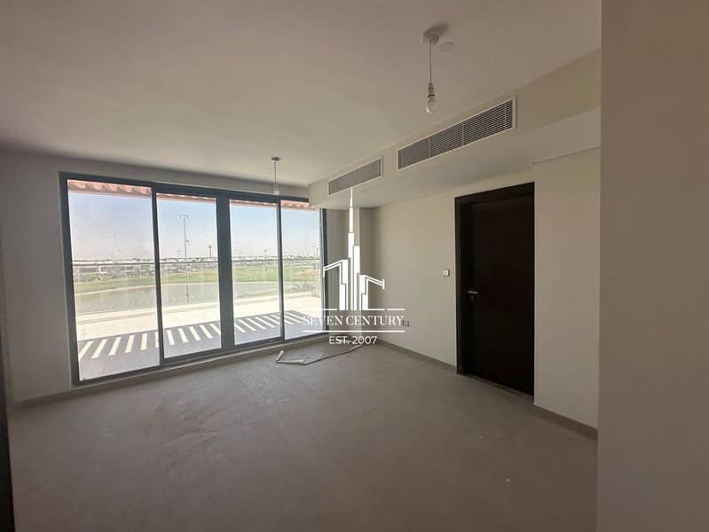 Brand New 6+Maid |Walking Distance To Golf Trump