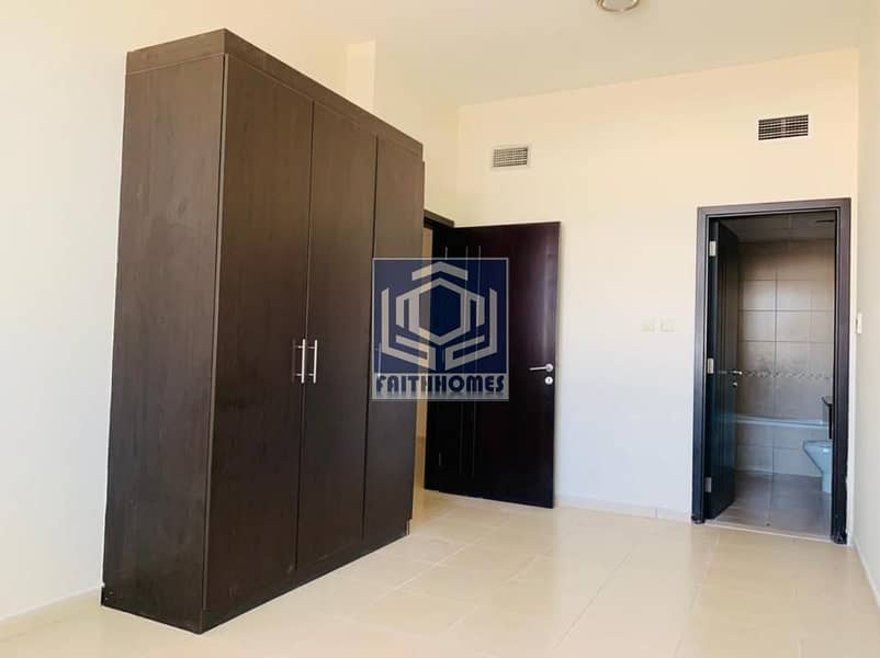 Stunning Layout | 2Bedroom | Burj Khalifa view - Image 6