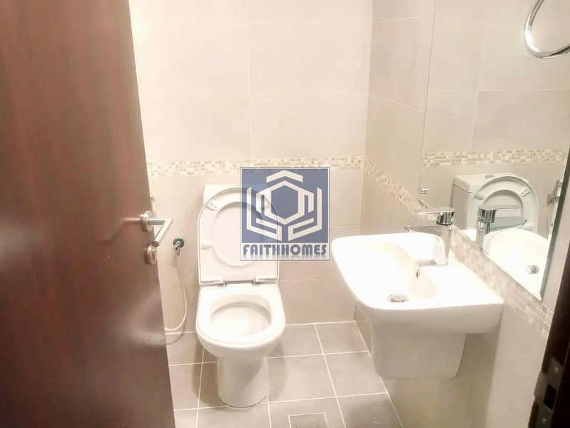 Stunning Layout | 2Bedroom | Burj Khalifa view - Image 14