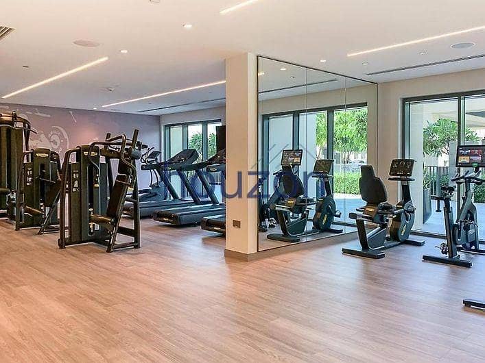 Spacious 2BR | Burj Khalifa + Fountain Views - Image 12