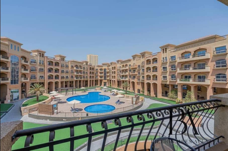 *Distressed Deal* Bright 1-Bedroom Apartment in Summer 2