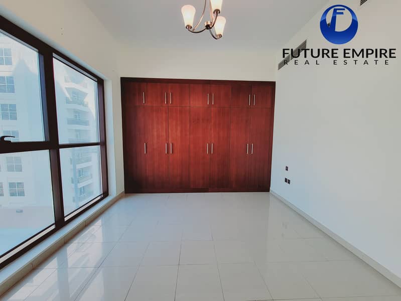 Beautiful 2BHK With Kitchen Appliances % Ready To Move - Image 6