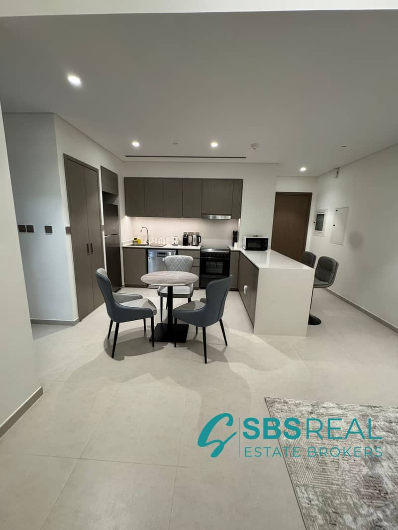 Spacious | Skyscrapers View | Ready to Move In