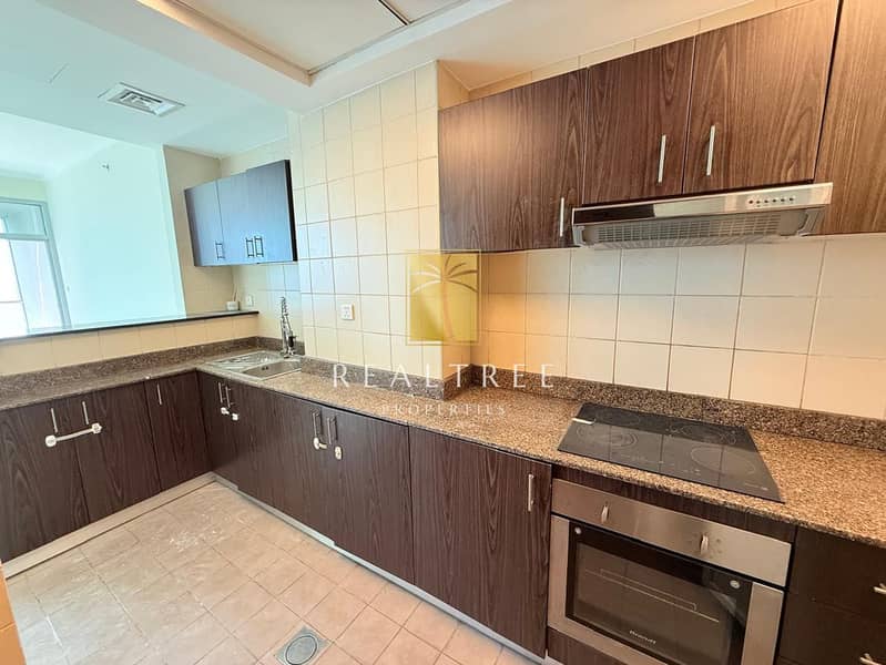 MOVE-IN READY | HIGH FLOOR | PRIME LOCATION - Image 9