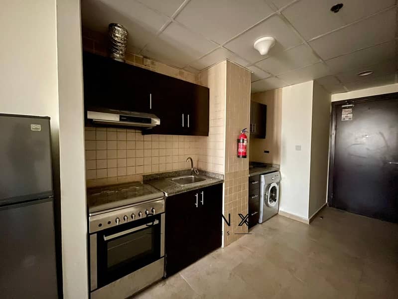 Chiller Free | Semi Furnished | Prime Location