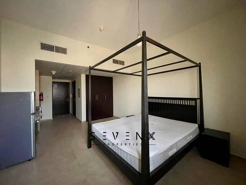 Chiller Free | Semi Furnished | Prime Location - Image 6