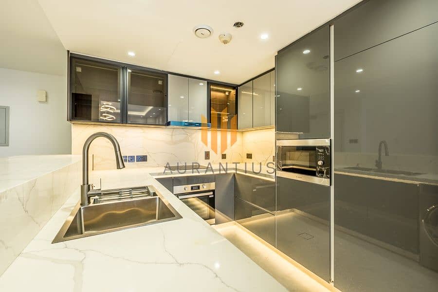 Luxury Renovated |1-BR + Guest Bath |Marina Tower