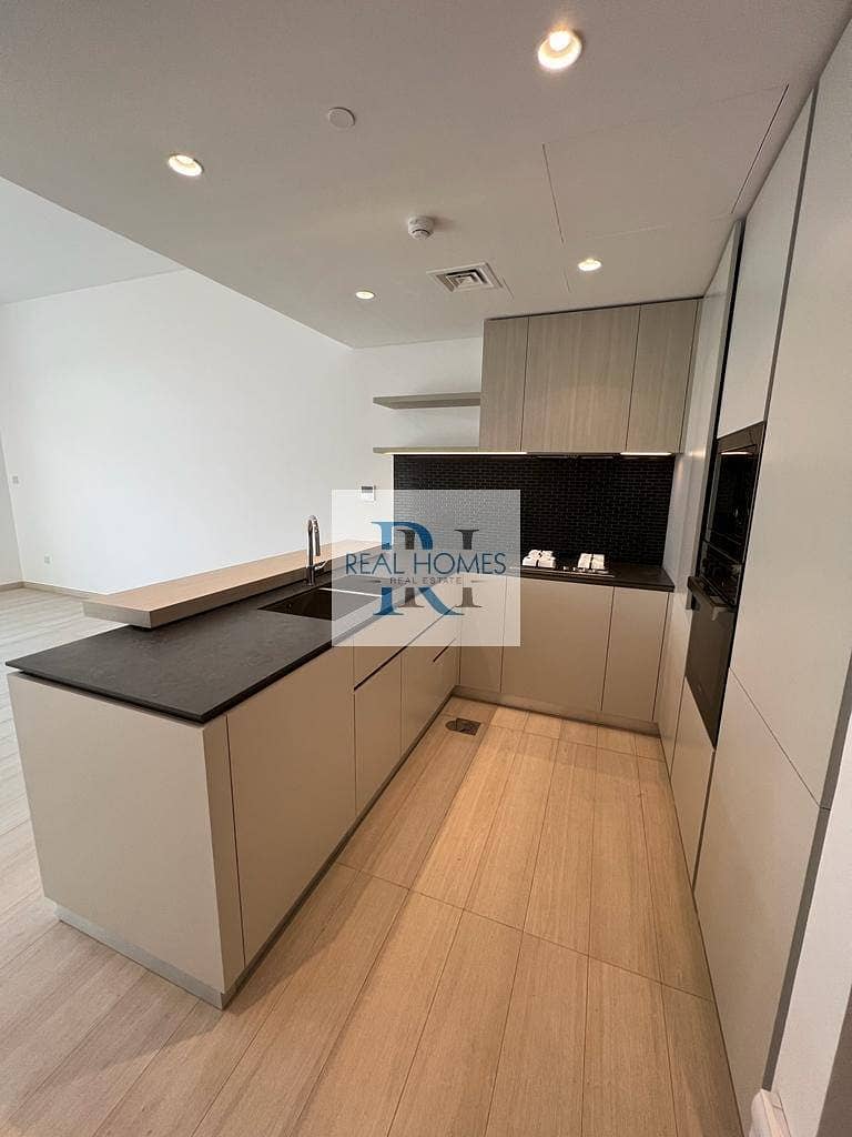 Quality Living | Modern Layout | Bright Interiors