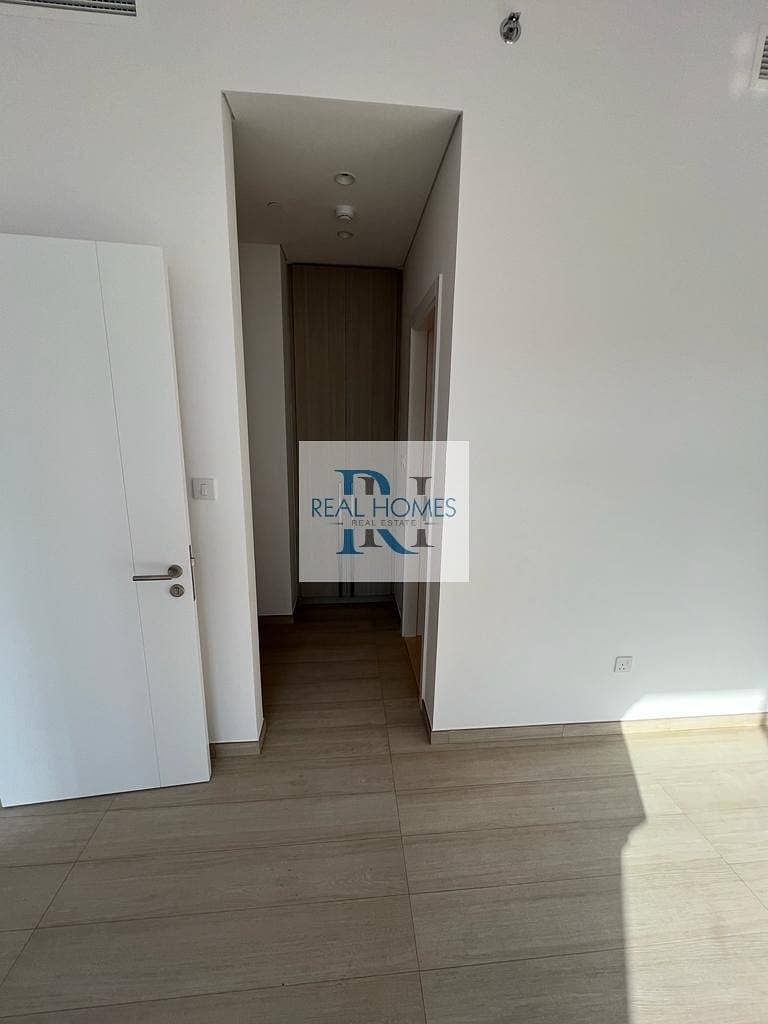 Quality Living | Modern Layout | Bright Interiors - Image 8